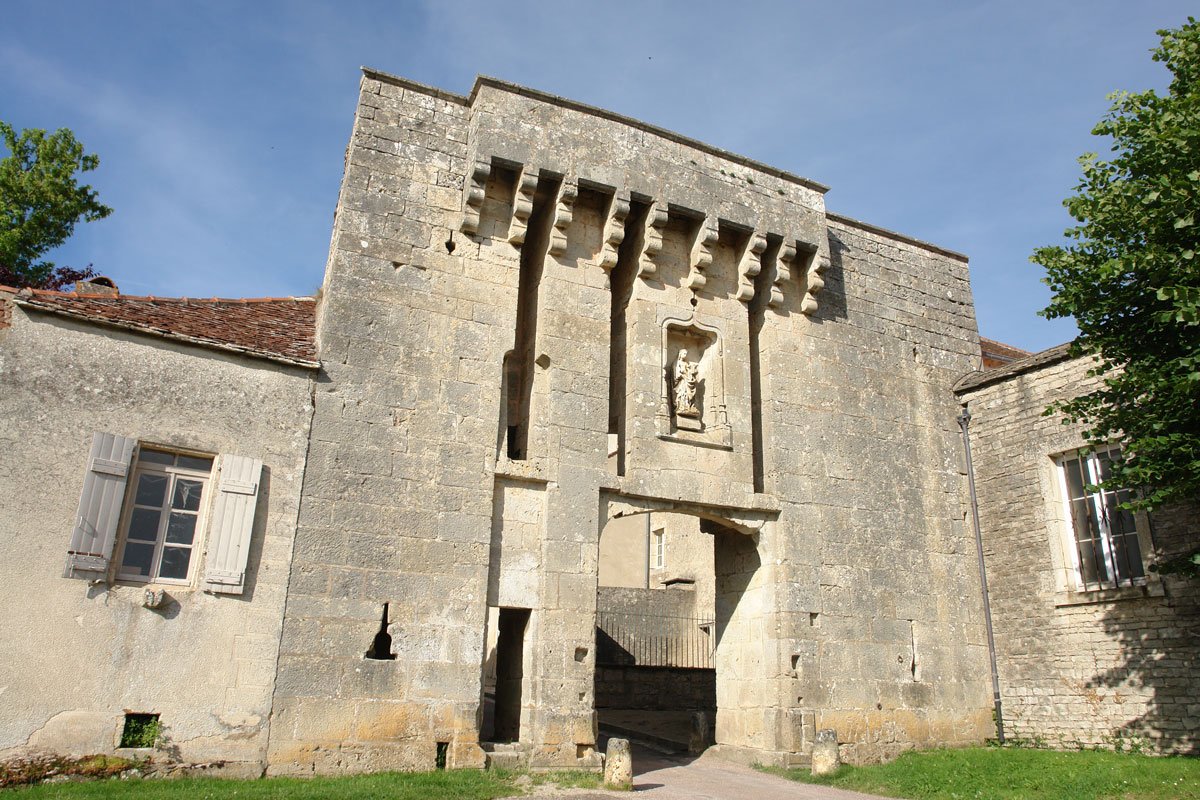 Porte du Bourg